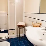 Scappo In Umbria, Casale Al Lago Nyaraló *