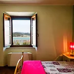 Scappo In Umbria, Casale Al Lago *
