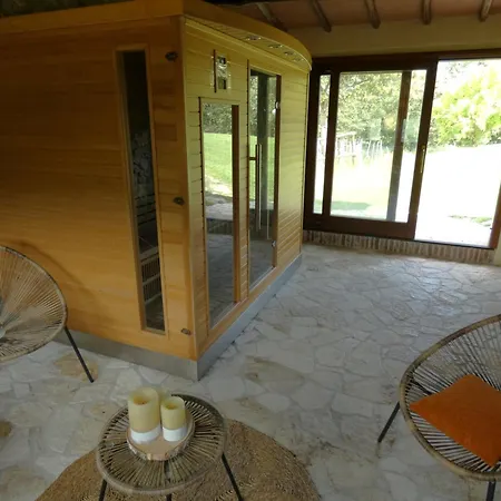 Casale Al Con Piscina E Sauna Сasa de vacaciones *