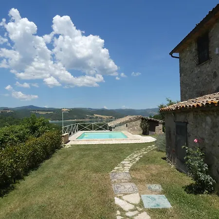 Scappo In Umbria, Casale Al Corbara (Umbria)