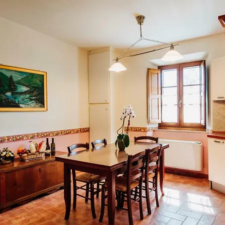 Casale Al *