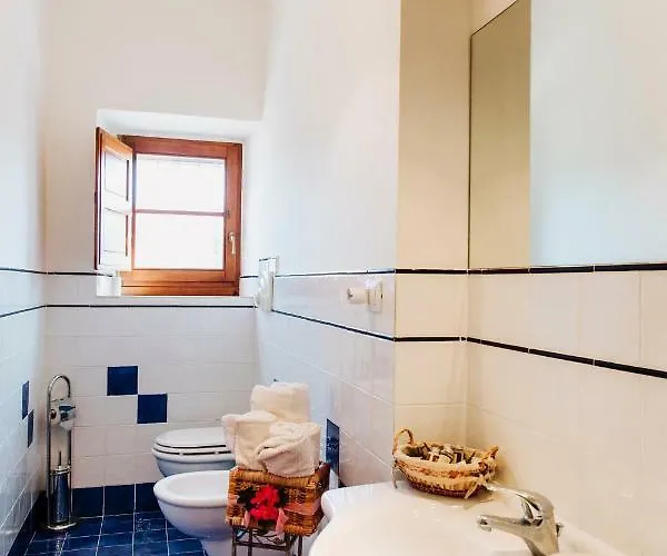 Casale Al Con Piscina E Sauna Сasa de vacaciones *